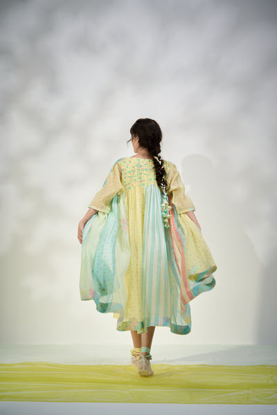 Florence Cape Set