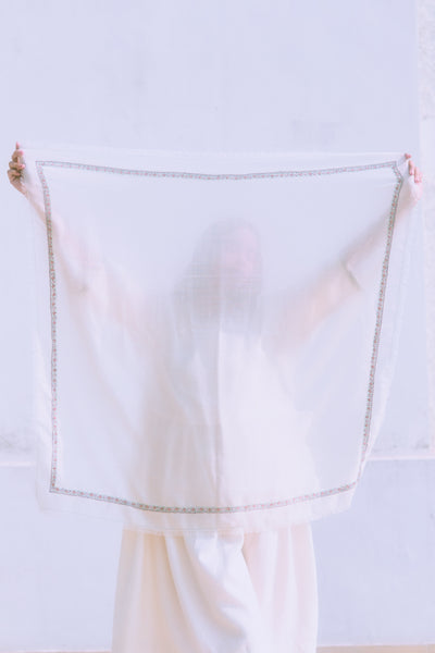 Nora Scarf