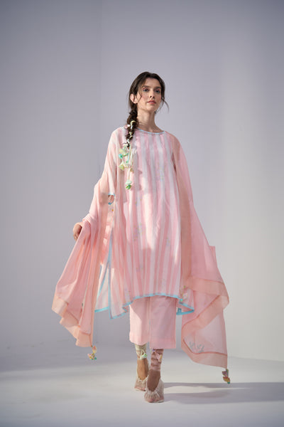 Vienna Kurta
