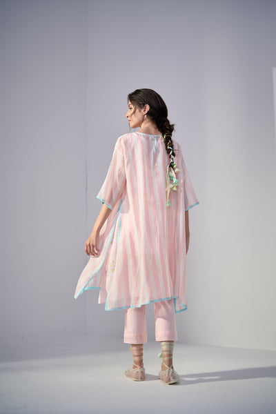 Vienna Kurta