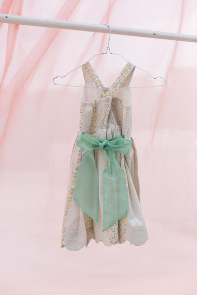 Mini daisy dress
