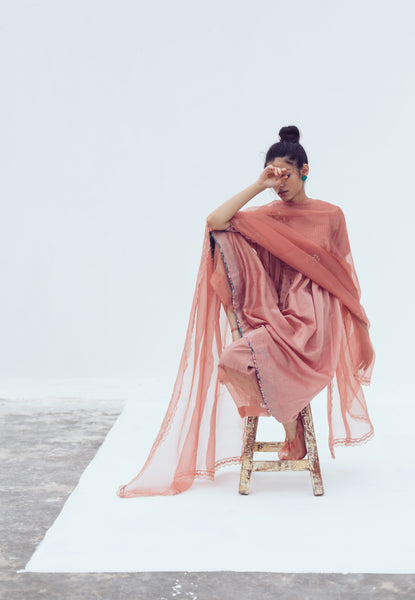 Coral zari butti dupatta