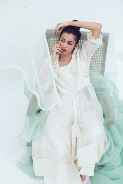 White zari polka dupatta