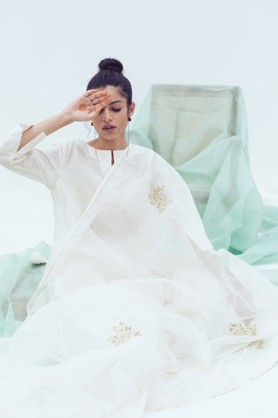 White madeline dupatta