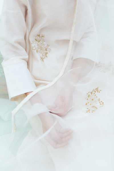 White madeline dupatta