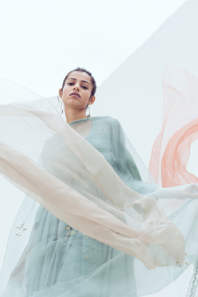 Sage zari butti dupatta