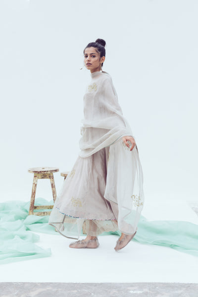 Ash madeline kurta