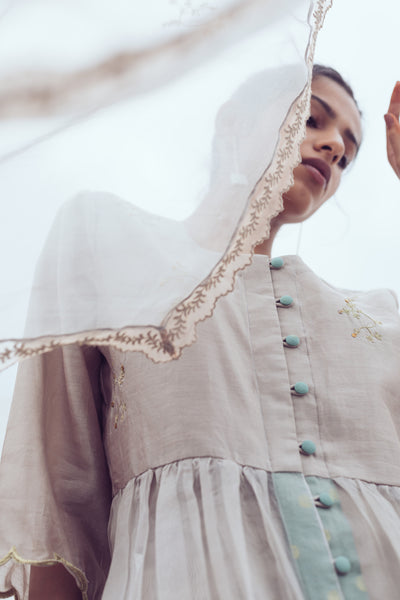 Ash zari butti dupatta